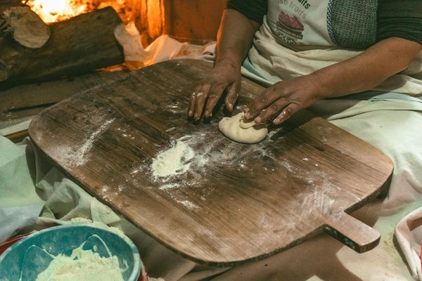 Como fazer uma sobremesa rápida e deliciosa utilizando chocolate?